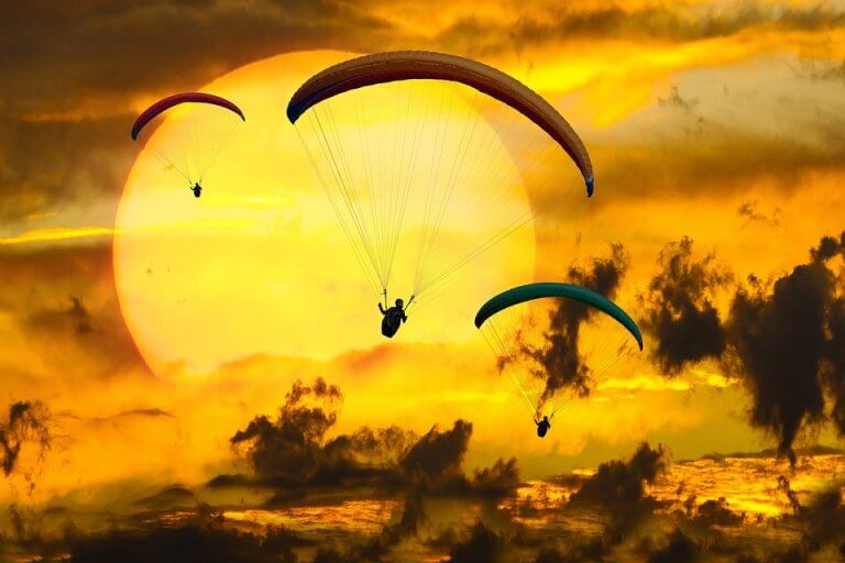 Pour un séjour réussi à La Réunion, offrez-vous un vol en parapente