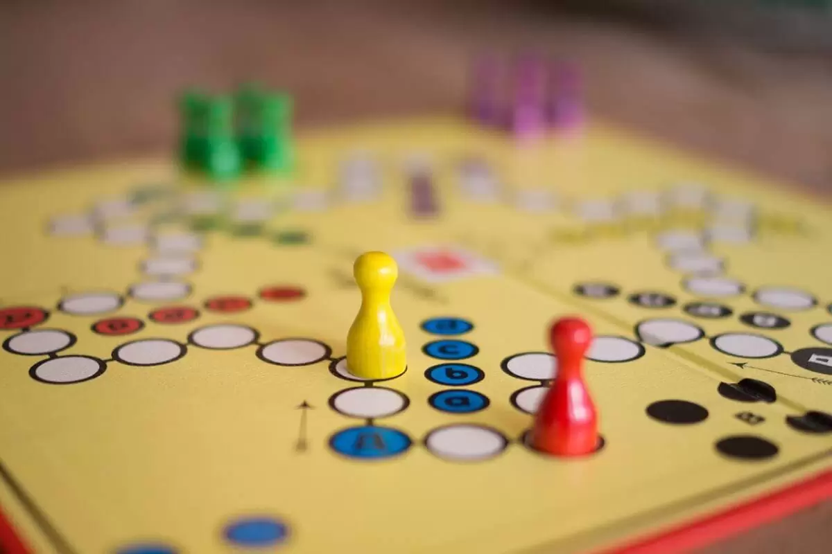 Jeu de société rigolo en famille - quelles options choisir ?